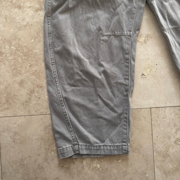 GAP Pull-On Barrel Pants - Picture 2 of 7